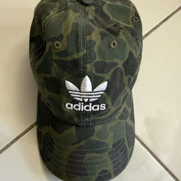 adidas Accessories - Adidas Camo Green Cap